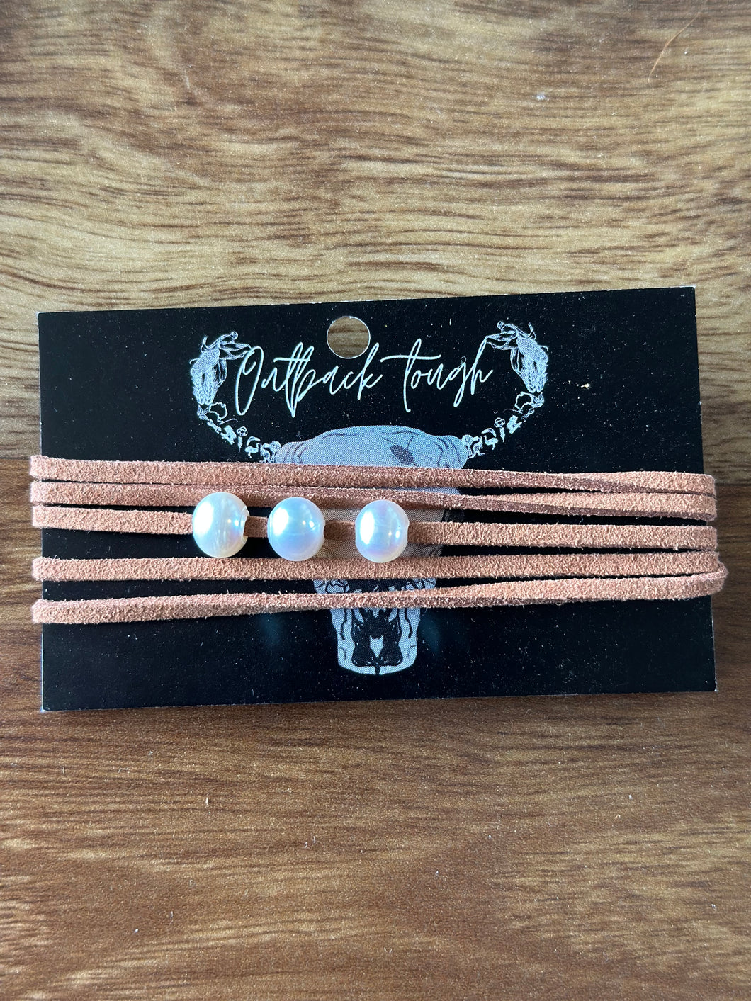 Leather pearl chokers